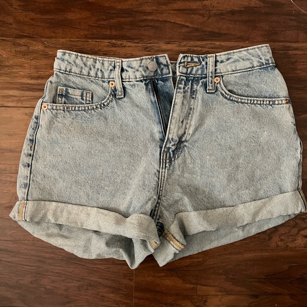 Light wash denim shorts